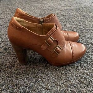 Leather Shooties